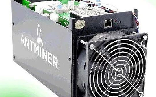比特币挖矿机严重短缺 蚂蚁官网今年八月份期货都卖光了